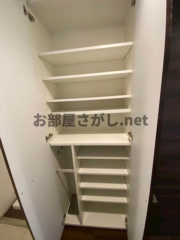 ジェノヴィア新宿中落合スカイガーデン【築浅デザイナーズ／2026年1月中旬入居可】の収納