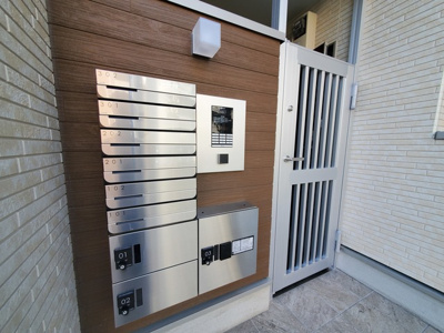 【セキュリティ】 | メシル新大阪 | 宅配ボックス付きの物件です。