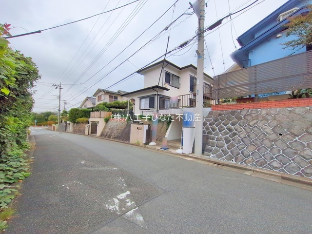 『八王子市中古戸建て』八王子市北野台1-35-4【仲介手数料無料】の外観|～仲介手数料無料☆八王子ひなた不動産～八王子市北野台　中古戸建