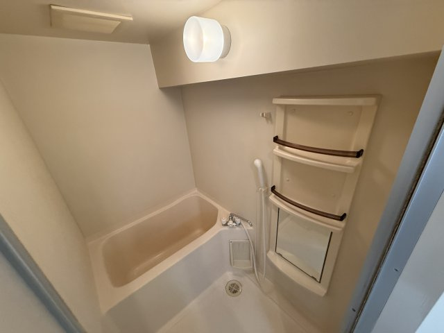 シャトー柴原の浴室