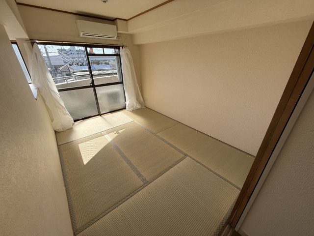 シャトー柴原の和室