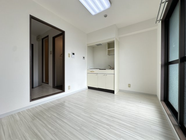 スカイハイツ苅田の居間・リビング