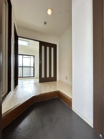 スカイハイツ苅田の玄関