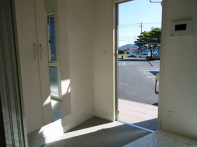 【玄関】 | D-ROOM柳井 1LDKTSW