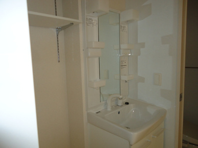 【洗面所】 | D-ROOM柳井 1LDKTSW