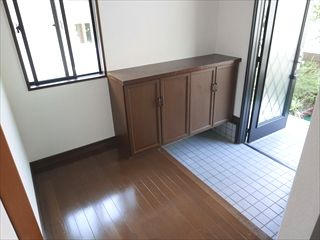 広島市安佐北区口田南９丁目の一戸建ての玄関