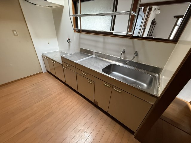 新稲３丁目貸家のキッチン