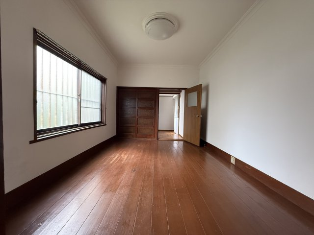 新稲３丁目貸家の居間・リビング