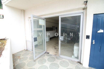 【エントランス】 | LOUIS(ルイ)