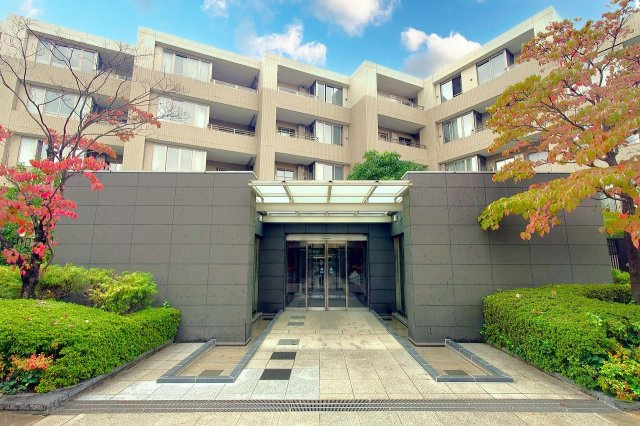 パークシティ成城Ｅ棟