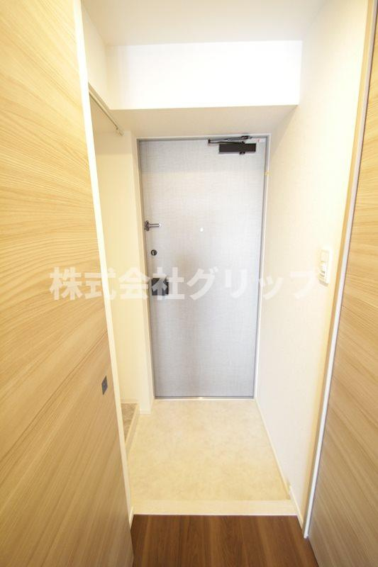 スパシエ東神奈川の玄関