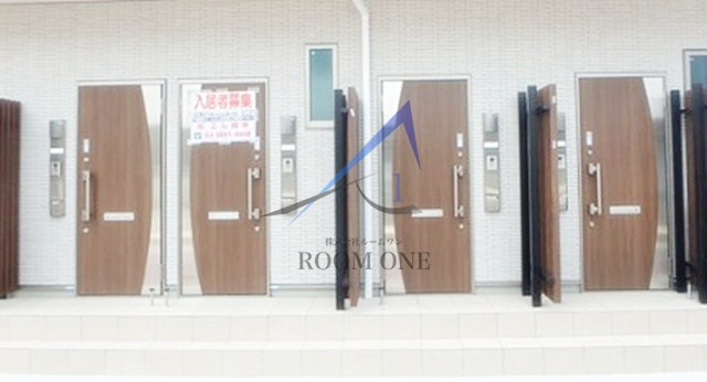 ＡＸＩＳ　　Ａのエントランス|エントランスです。