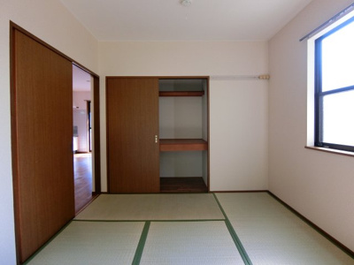 【和室】 | エステートピアイズミ