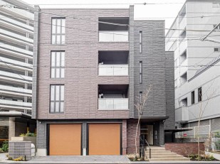 コティマ生駒駅前