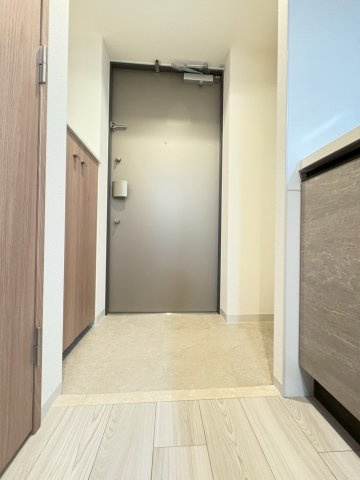 SOLASIA residence 千里丘の玄関
