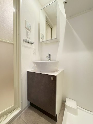 SOLASIA residence 千里丘の洗面所