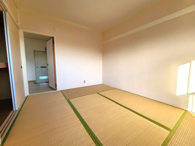 第二丸善富士見ハイツ の和室