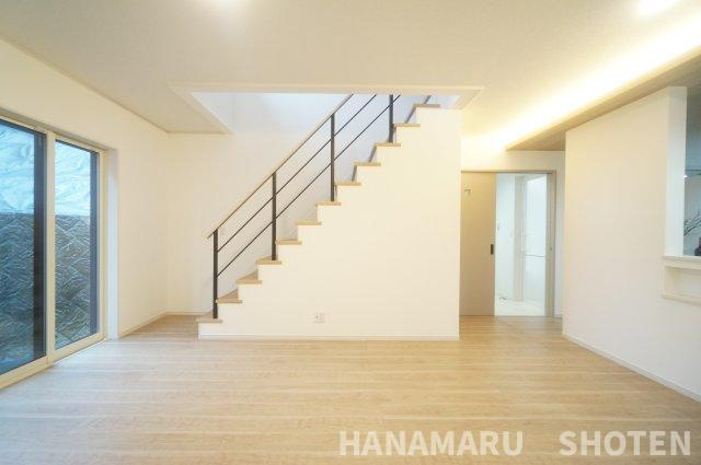 新築　千葉市中央区川戸町の居間・リビング|＊当日ご案内可＊ご希望の物件まとめてご案内！