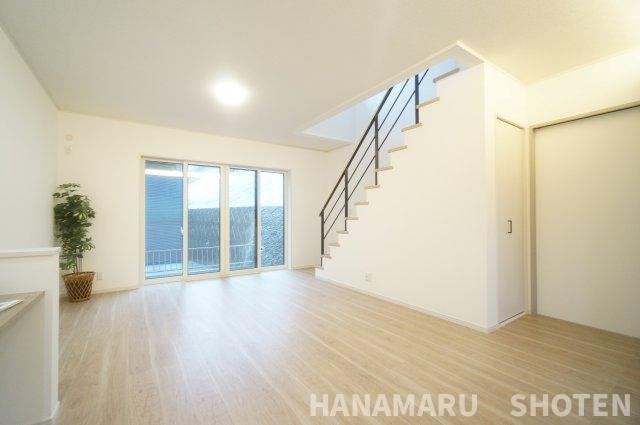 新築　千葉市中央区川戸町の居間・リビング|＊当日ご案内可＊ご希望の物件まとめてご案内！