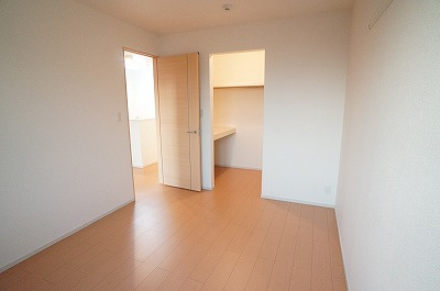 【寝室】 | プレッソ・ヴィアーレⅡ | その他部屋・スペース