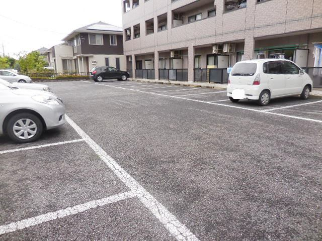 プルミエ・ラムールの駐車場|駐車場