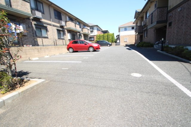 ウィンドワードの駐車場|駐車場