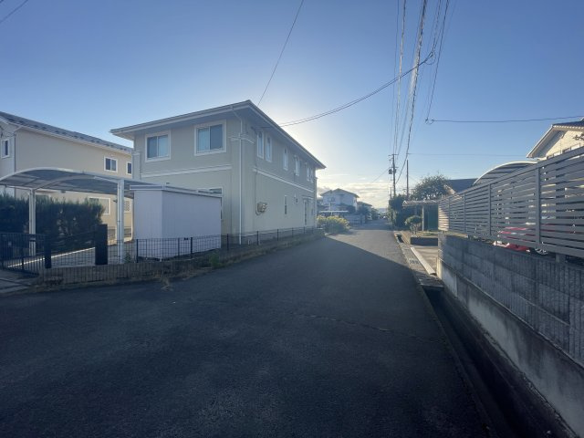 新築戸建・新築建売　福島市瀬上町字桜町【ZEH水準住宅】瀬上小・北信中の前面道路含む現地写真