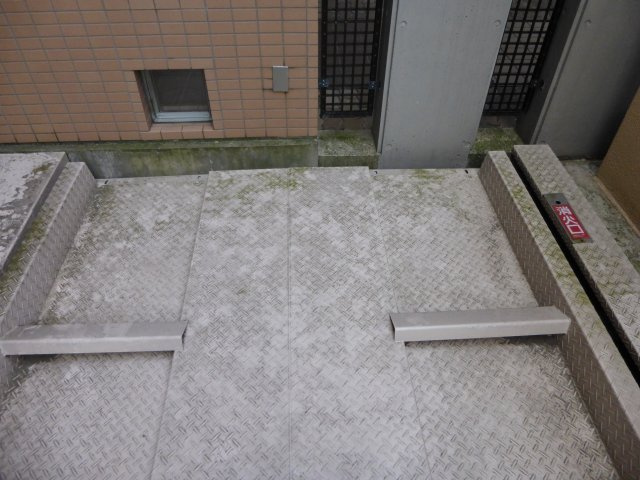 世田谷区太子堂２丁目の駐車場