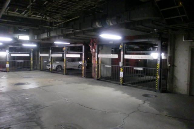 横浜市中区弥生町２丁目の駐車場