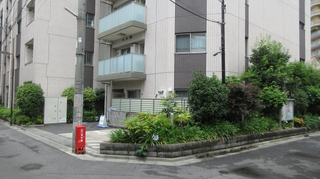 豊島区巣鴨４丁目の駐車場