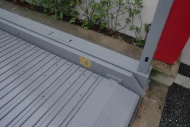 世田谷区新町２丁目の駐車場