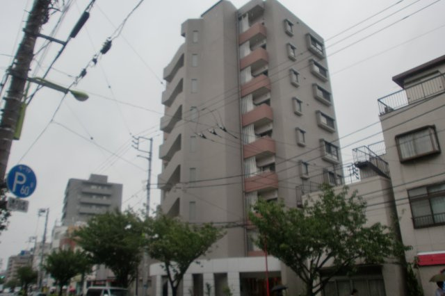 世田谷区新町２丁目の駐車場