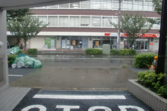 世田谷区新町２丁目の駐車場