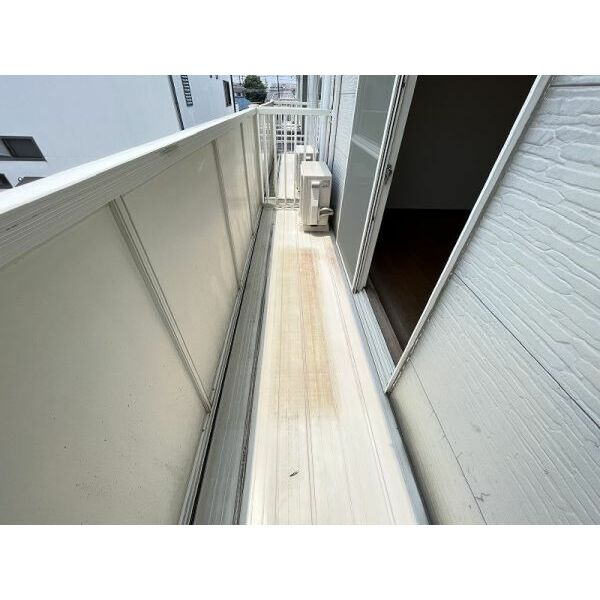 Surplus 葵のバルコニー