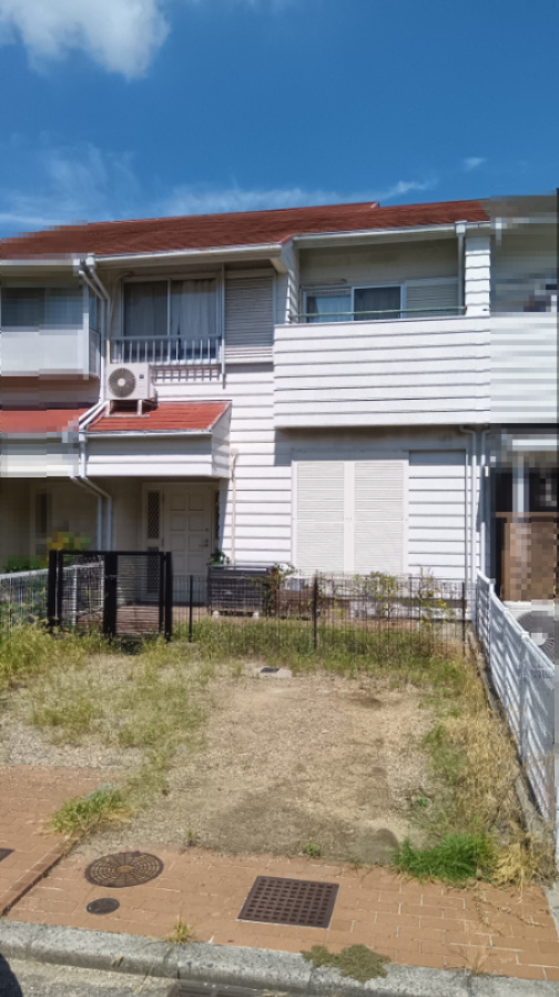 春日台８丁目テラスハウス