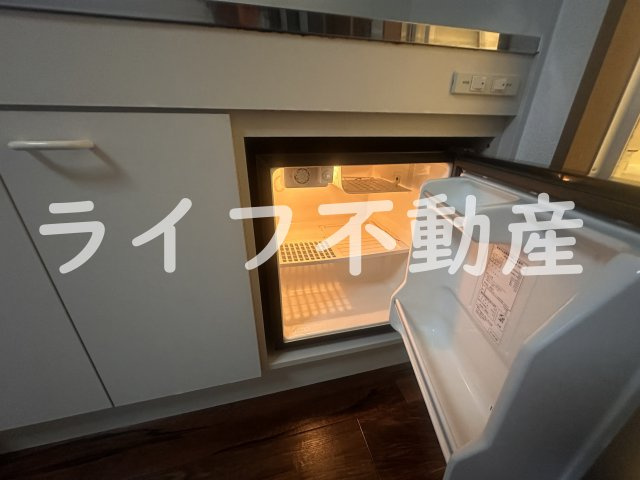 第2美和コーポの設備|明るい室内です