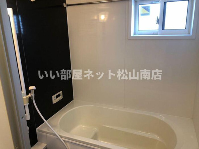 【浴室】 | リヴェールＫ