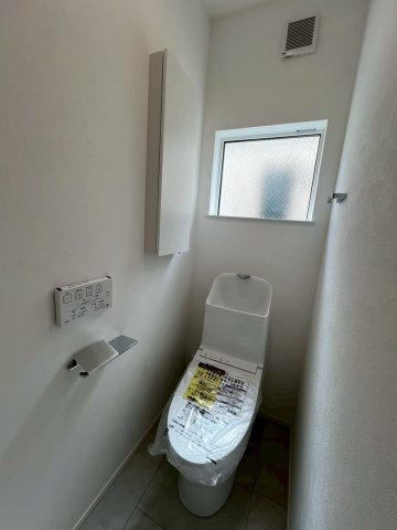 堂々完成！瀬田アドレスの高台！スカイバルコニー付き新築戸建1号棟！！のトイレ