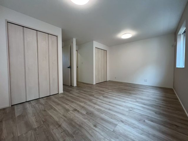 堂々完成！瀬田アドレスの高台！スカイバルコニー付き新築戸建1号棟！！の寝室|1階寝室