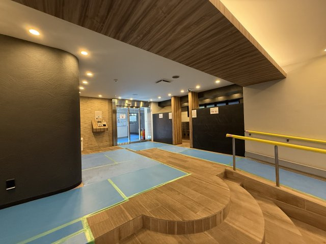 ライオンズマンション京都河原町のエントランス|エントランスの内側です。