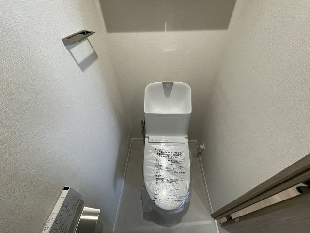 【トイレ】 | 日商岩井リバーサイドマンションA棟 | いつも綺麗に清潔に！ウォッシュレット付きトイレです