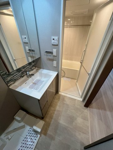 シーズンフラッツ新御徒町イーストの洗面所