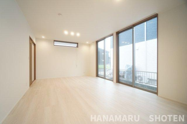 新築　千葉市中央区川戸町の居間・リビング|＊当日ご案内可＊ご希望の物件まとめてご案内！