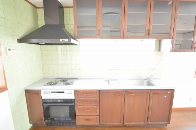 寺家一戸建のキッチン|使いやすいキッチンです