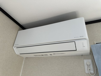 【設備】 | 松戸市常盤平陣屋前貸家 | ３階洋室に１台