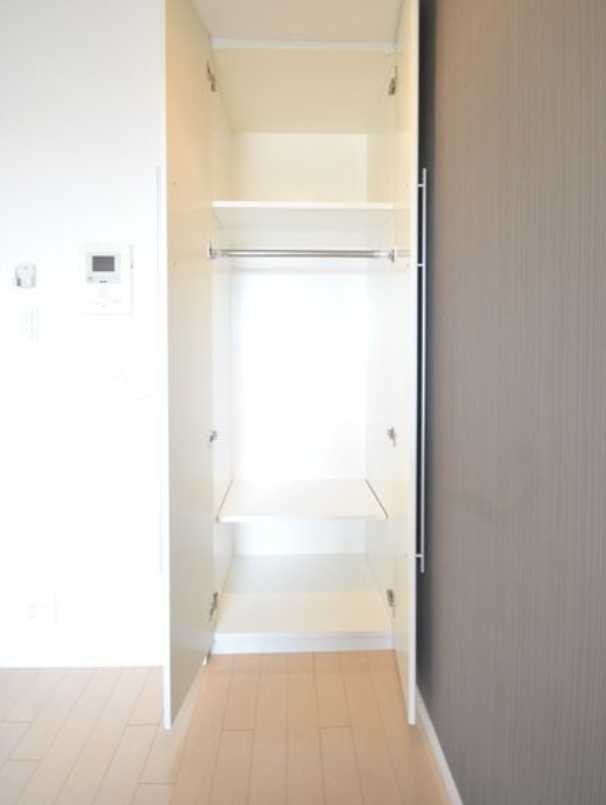 レジディア三軒茶屋　敷金礼金0　1Fコンビニ　駅近の収納