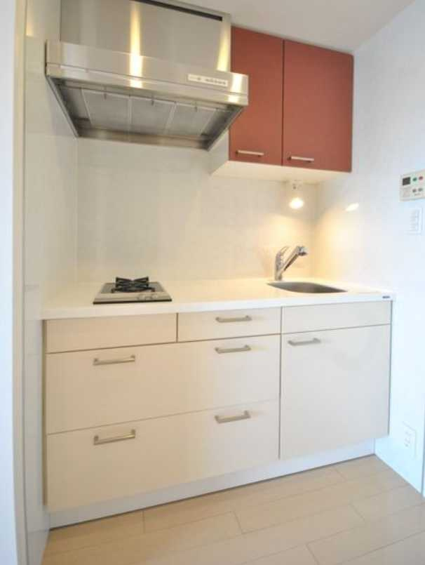 レジディア三軒茶屋　敷金礼金0　1Fコンビニ　駅近のキッチン