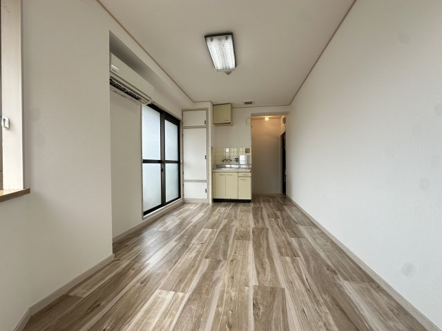 シャトー杉本PARTⅡの洋室