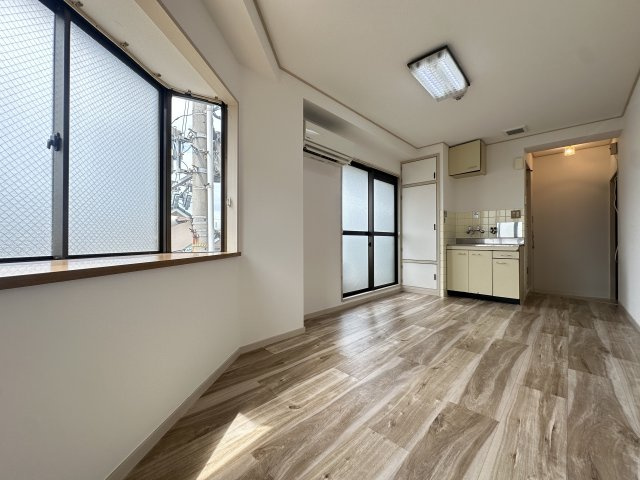 シャトー杉本PARTⅡの居間・リビング