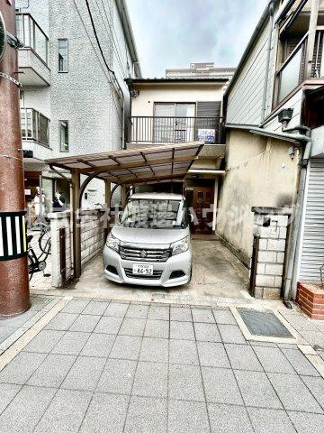 開明町１丁目一戸建の駐車場